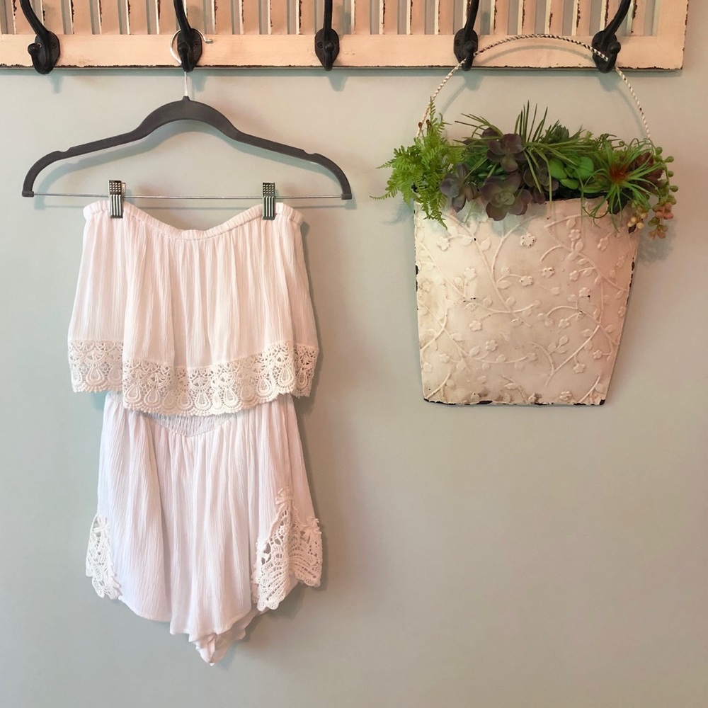 Strapless White Shorts Romper Lace XS - NEW